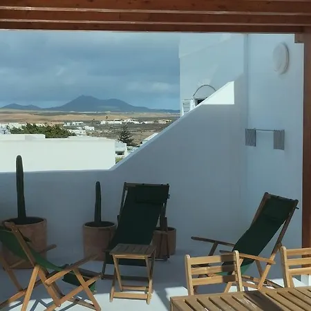 Апартаменты Rooftop With 360 Views To The Ocean And The Volcanoes